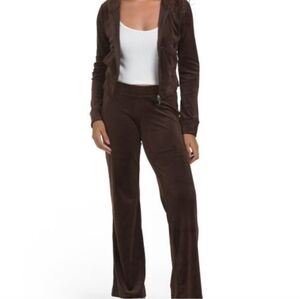 Juicy Couture Velour tracksuit in color brown sugar BNWT